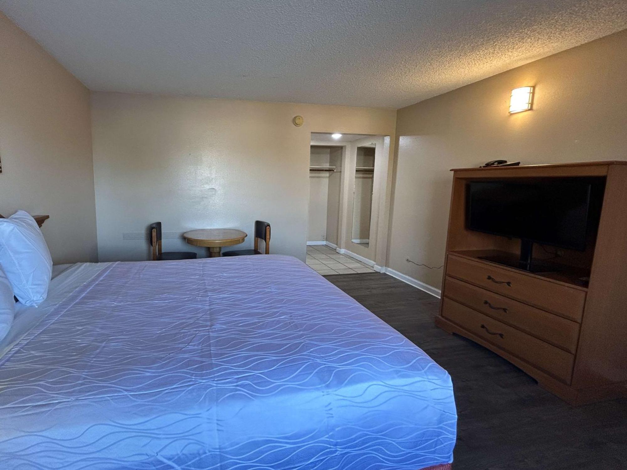 Motel 6 Selma, Ca المظهر الخارجي الصورة