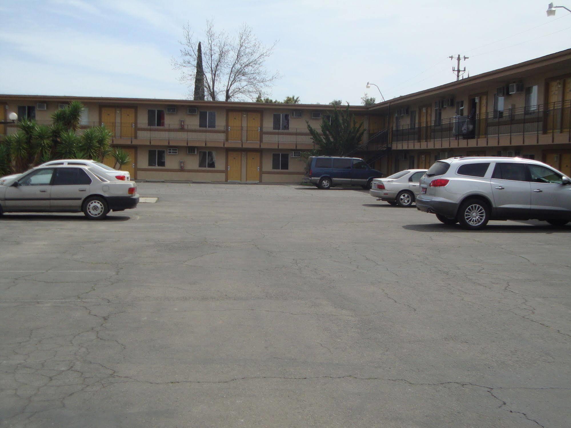 Motel 6 Selma, Ca المظهر الخارجي الصورة